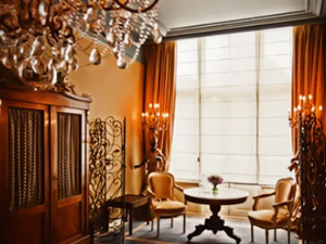 クラシックホテル