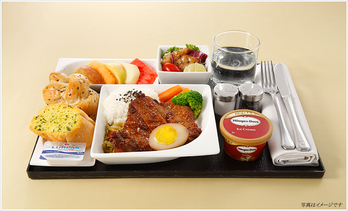 ビジネスクラス機内食